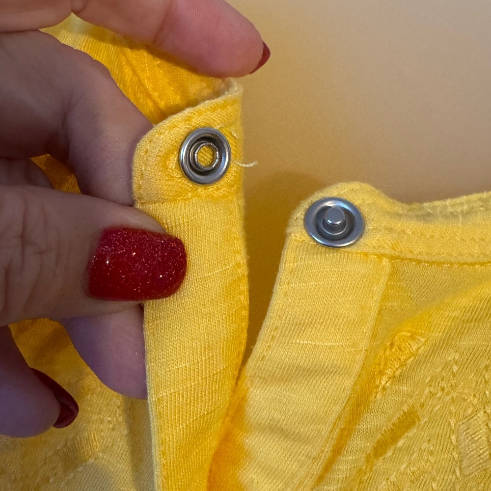 Onque Woman Yellow Slub Knit  Shirt w/Embroidery PLUS   2X   #Y - Picture 4 of 10